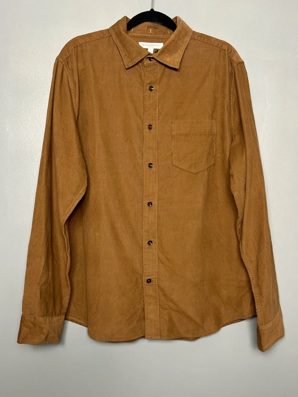 Banana Republic Men’s Standard Fit Lightweight Corduroy Shirt Khaki Beige Size L